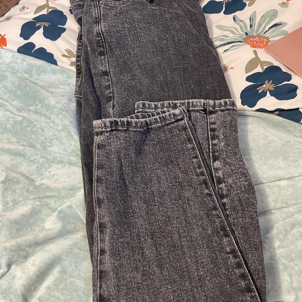 black rustic straight leg high rise jeans